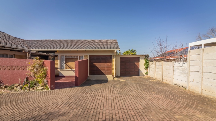 3 Bedroom Property for Sale in Elandia Free State